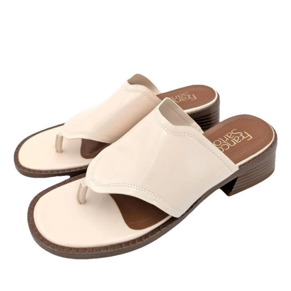 Franco Sarto Simona Stacked Heel Sandals Slip-On Vainilla.
Size US 10M